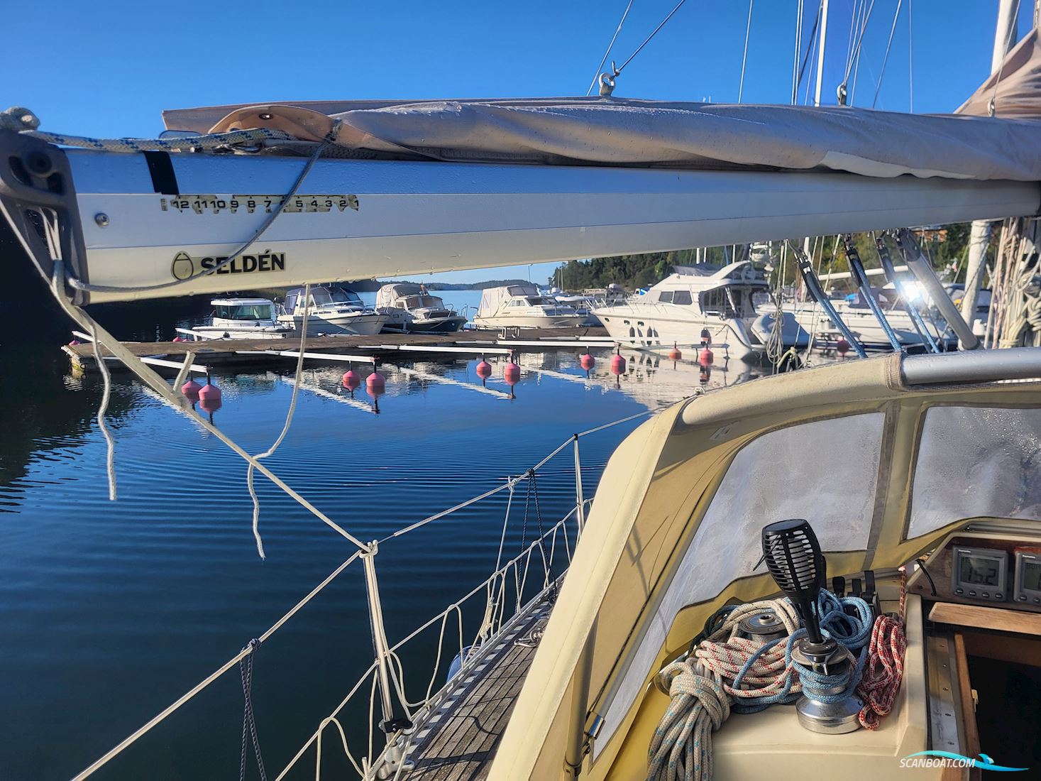 Sweden Yachts 340