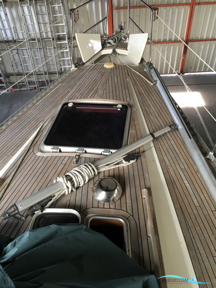 Sweden Yachts 340