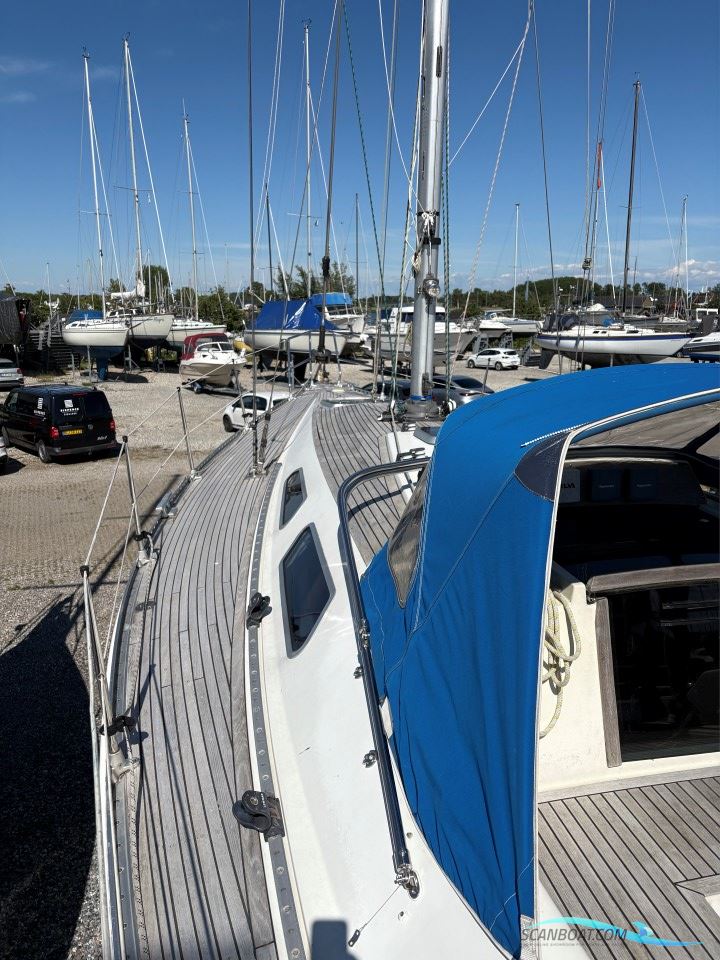 Sweden Yachts 340