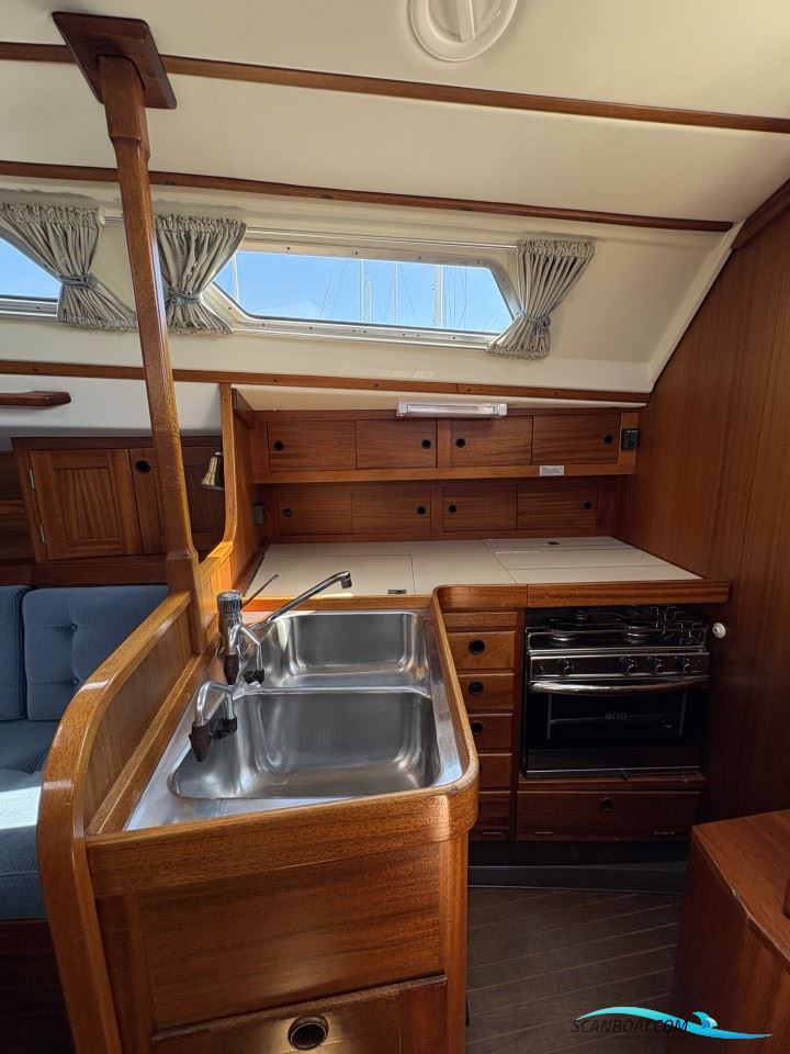 Sweden Yachts 340