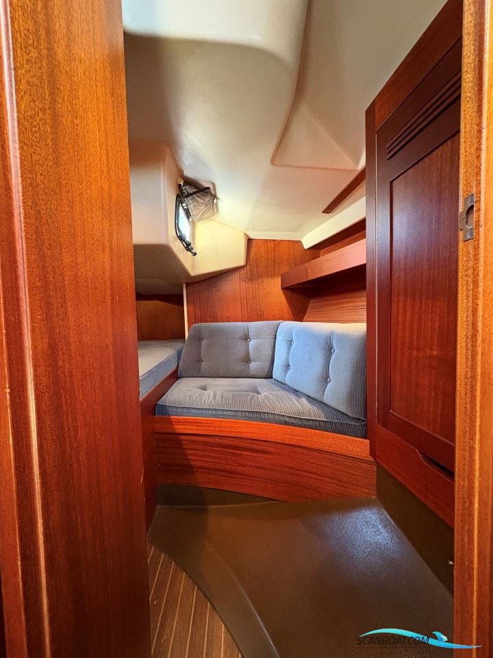 Sweden Yachts 340