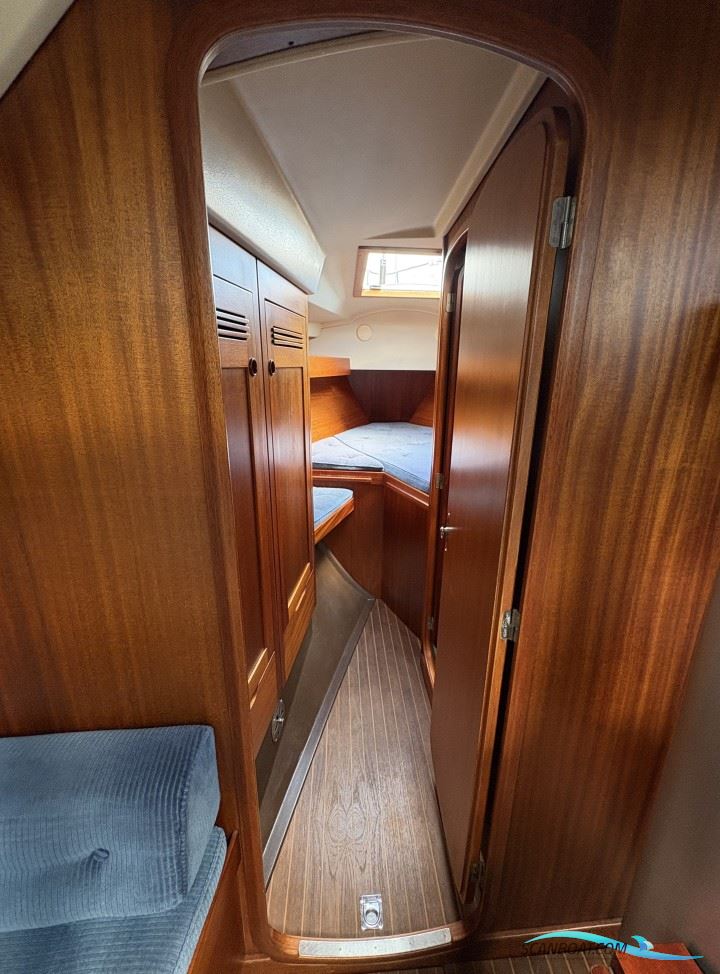 Sweden Yachts 340