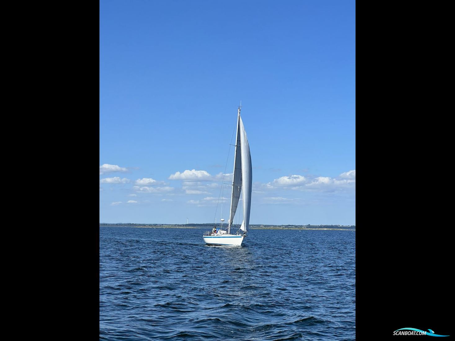 Sweden Yachts 38