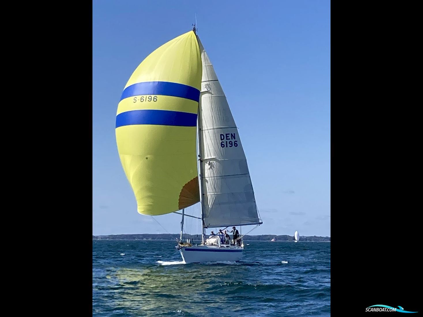 Sweden Yachts 38