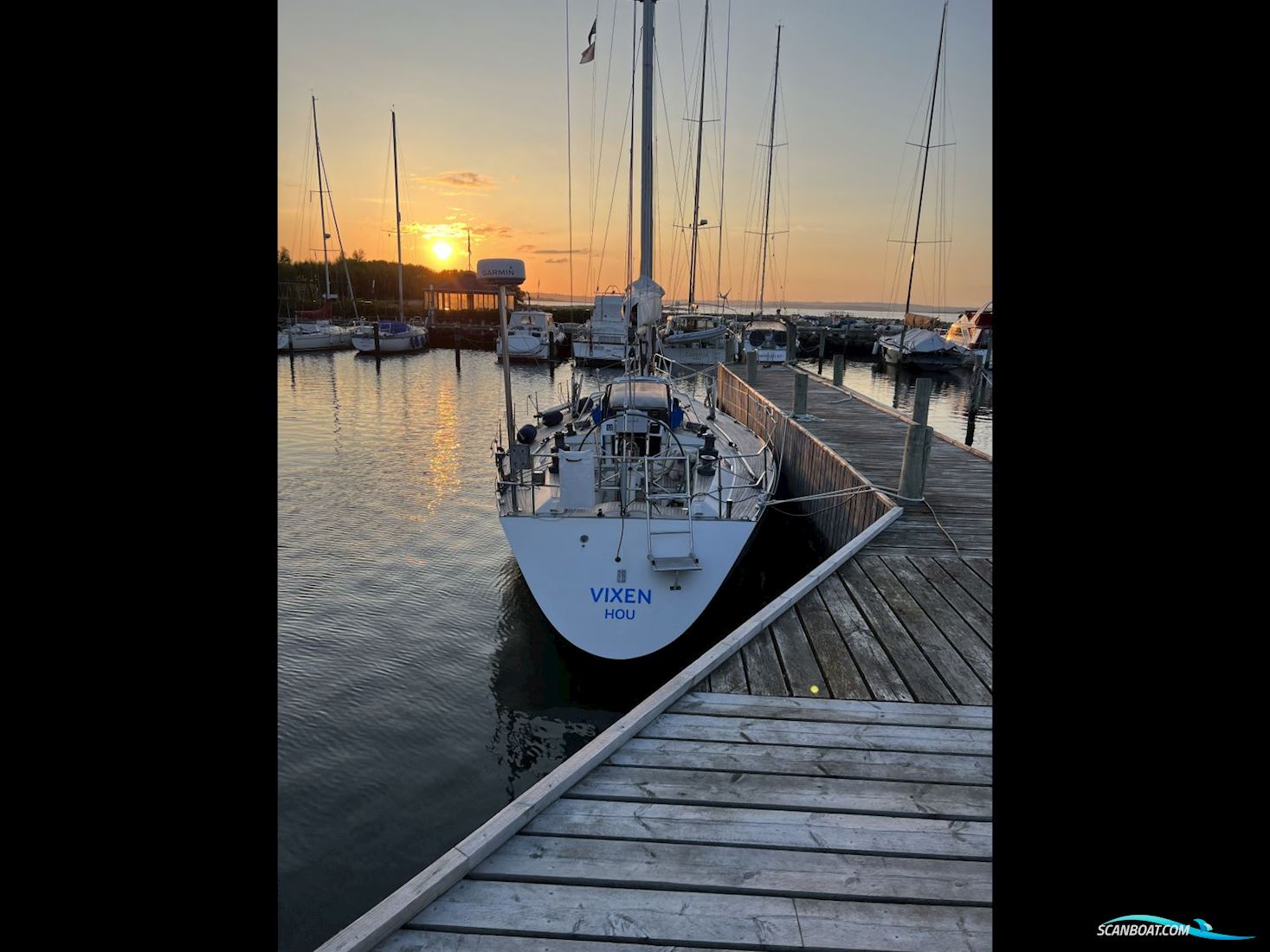 Sweden Yachts 38