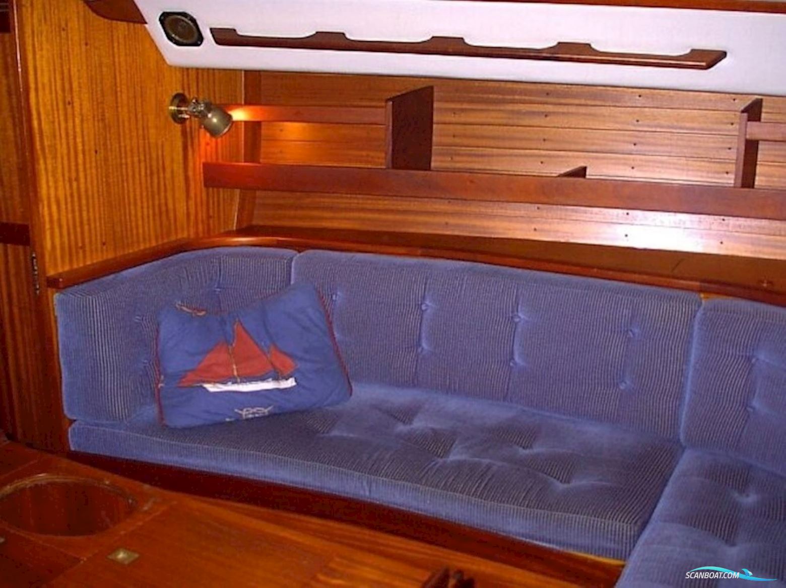 Sweden Yachts 41 Continental