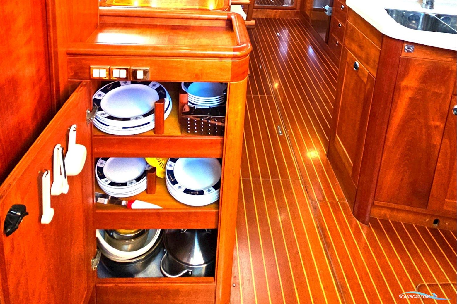 Sweden Yachts 45