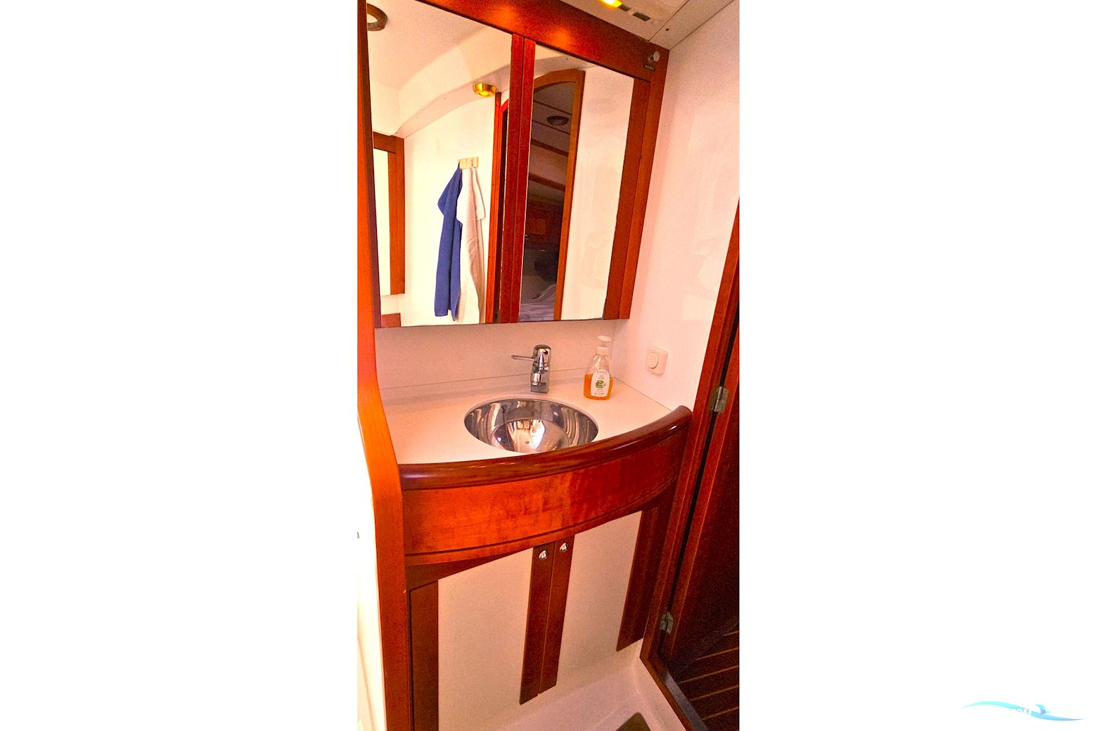 Sweden Yachts 45