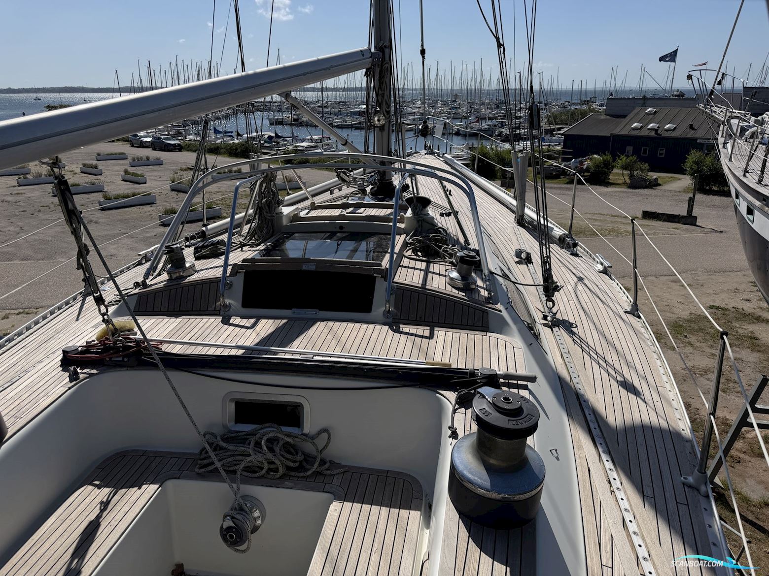 Sweden Yachts C41