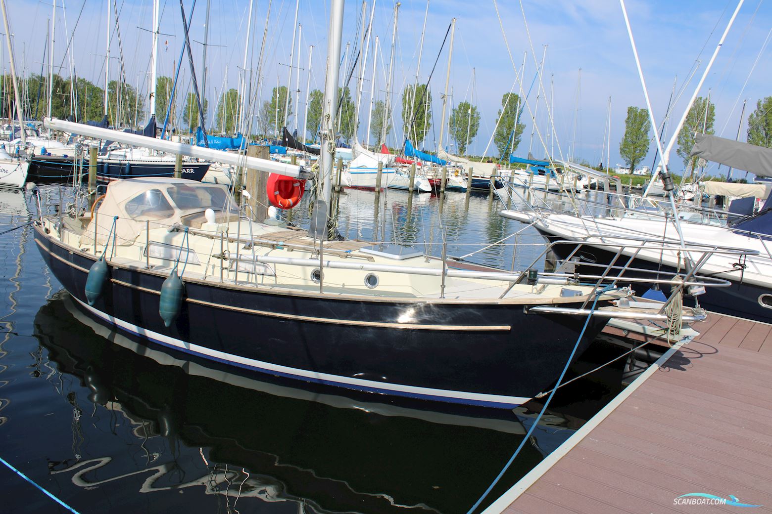 Taling 32 Sailingboat 1985, with Bukh 2 cyl engine, The Netherlands