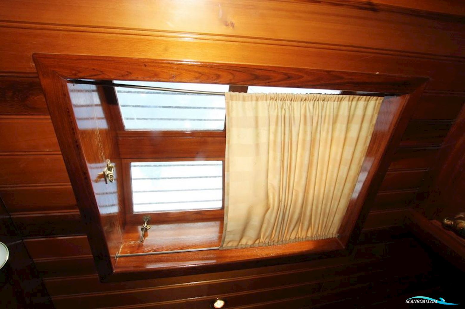 Traditional Platbodem