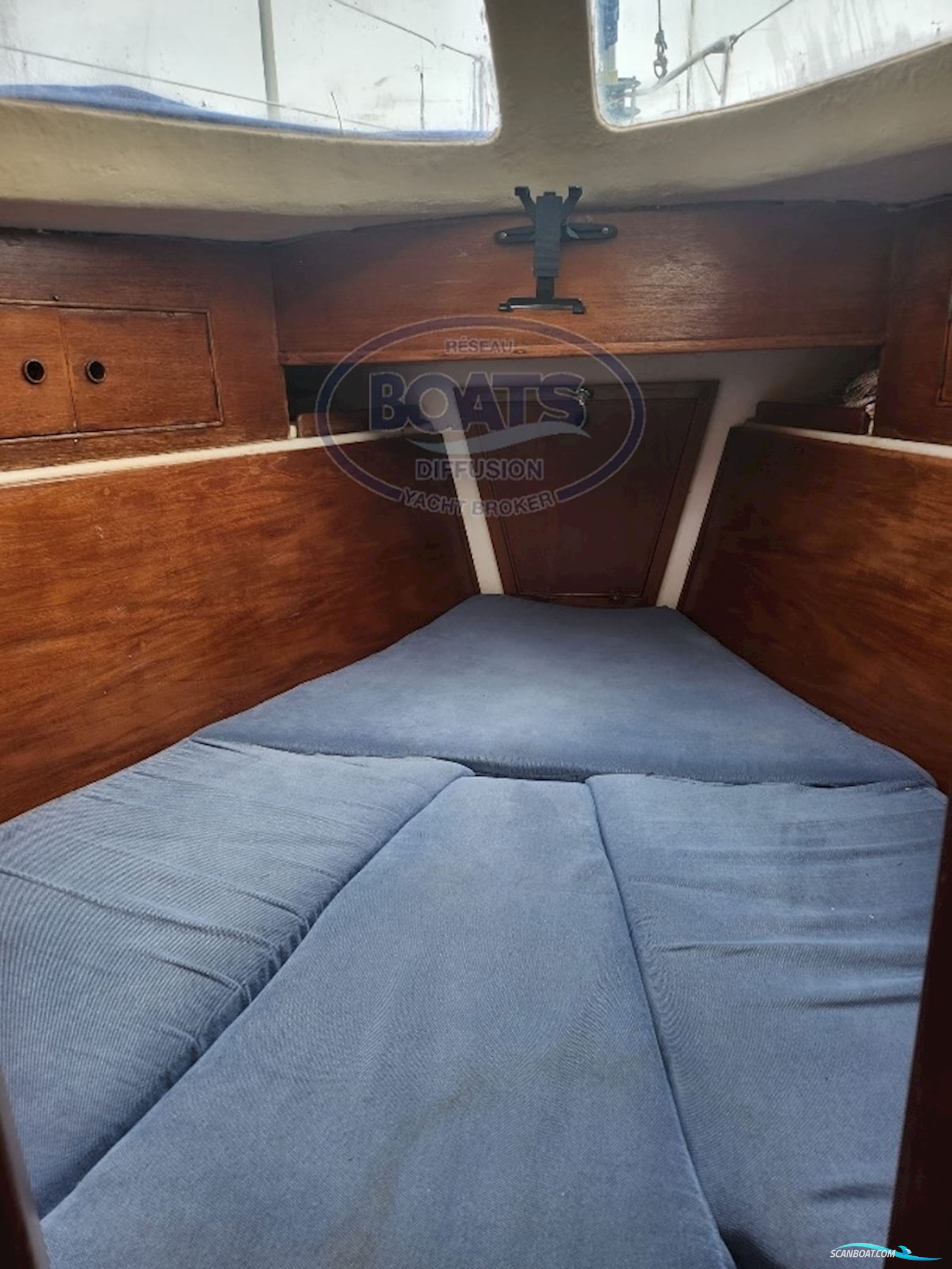 TRIDENT MARINE WARRIOR 35