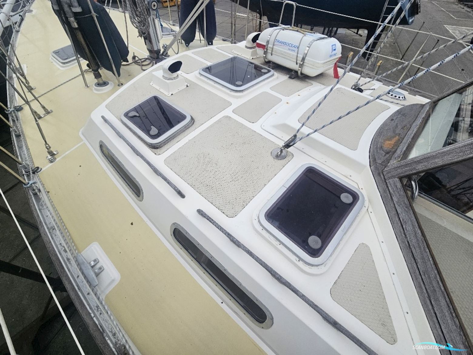 Trident Marine Warrior 38