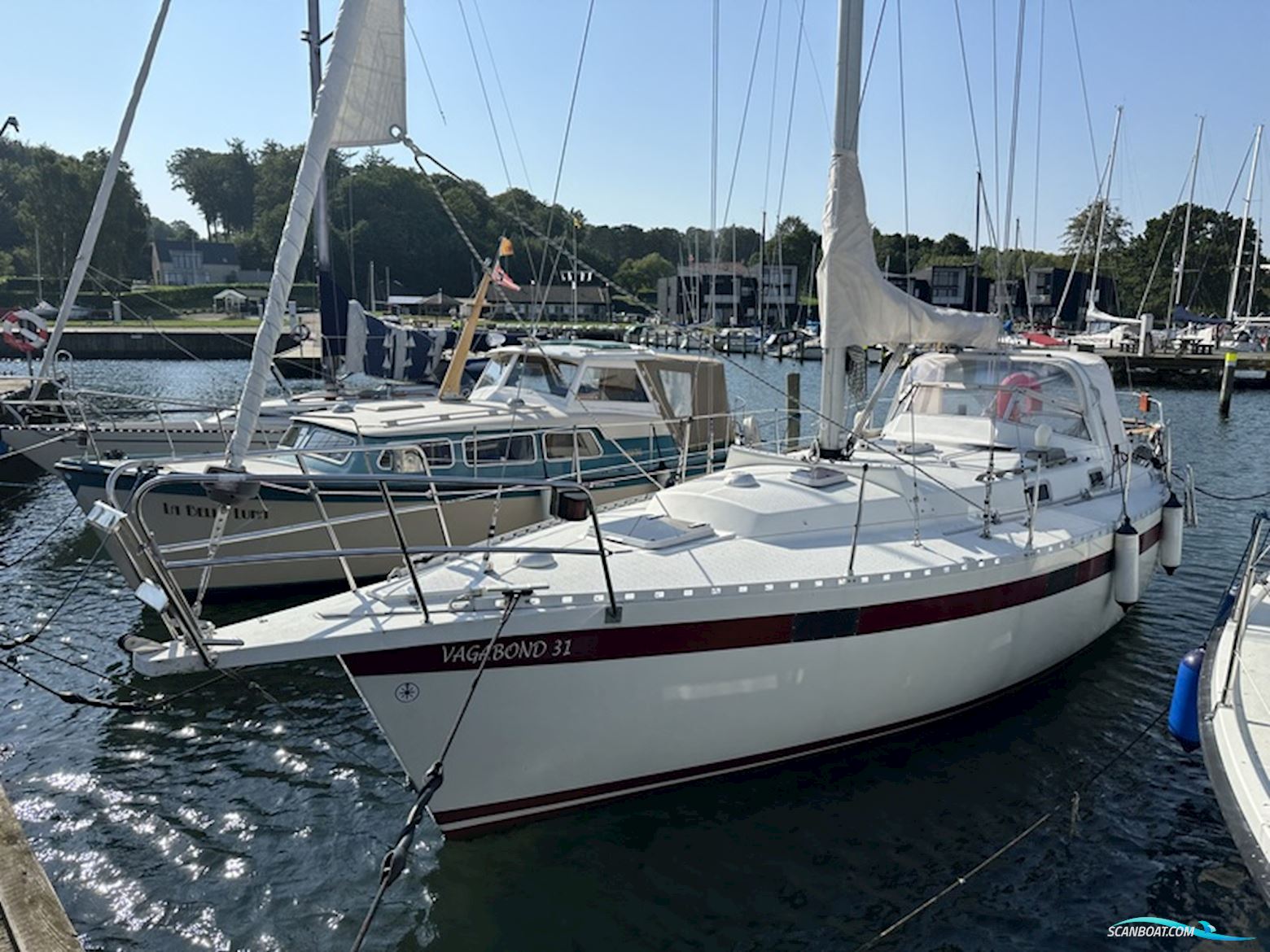 Vagabond 31 Sailingboat 1983, with Yanmar
 engine, Denmark