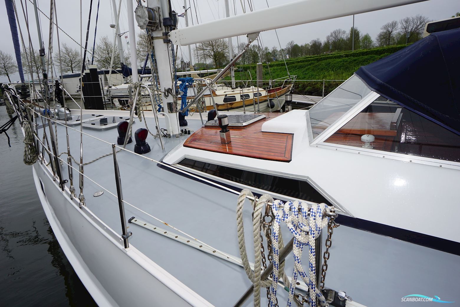 van de Stadt 44 Center Cockpit