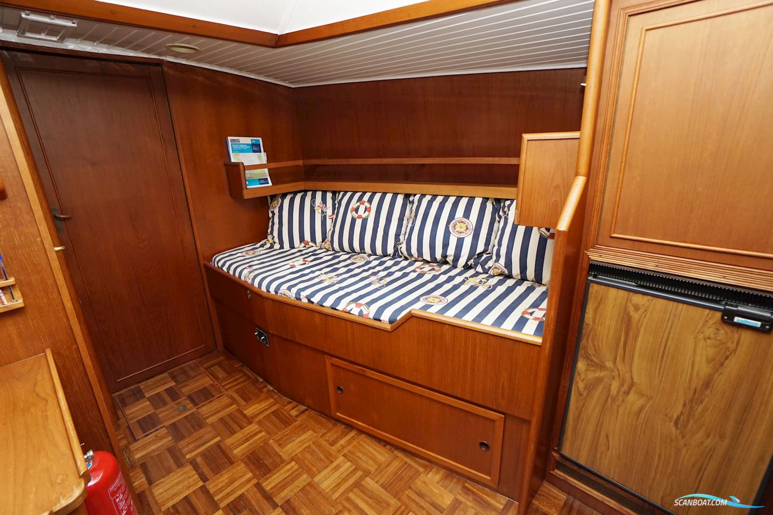 van de Stadt 44 Center Cockpit