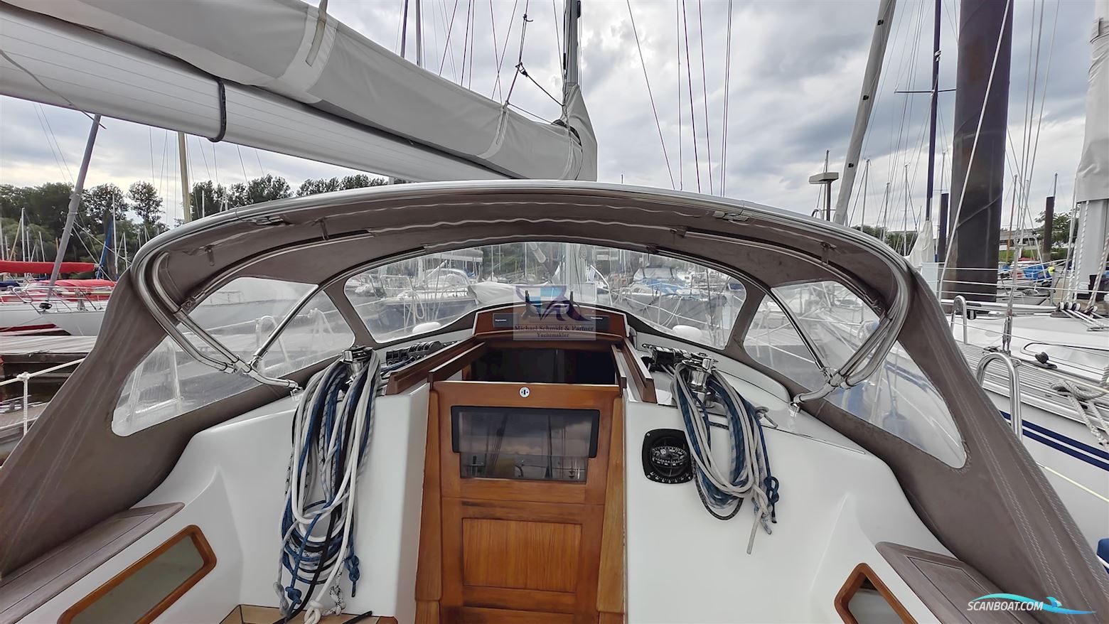 van de Stadt Helena 35