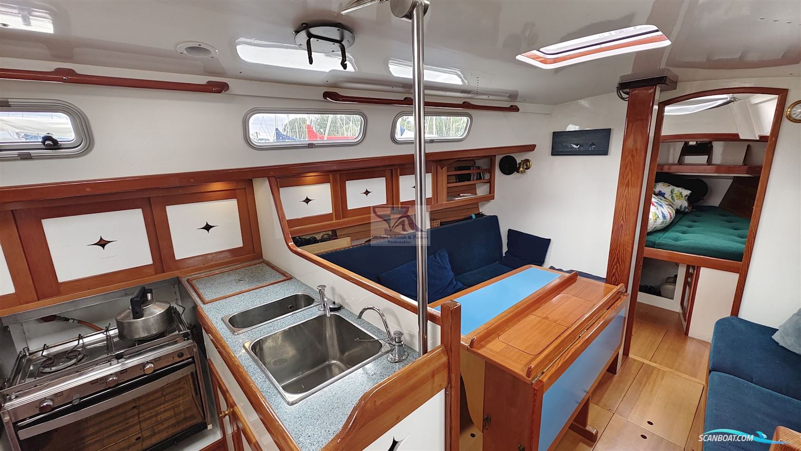 van de Stadt Helena 35