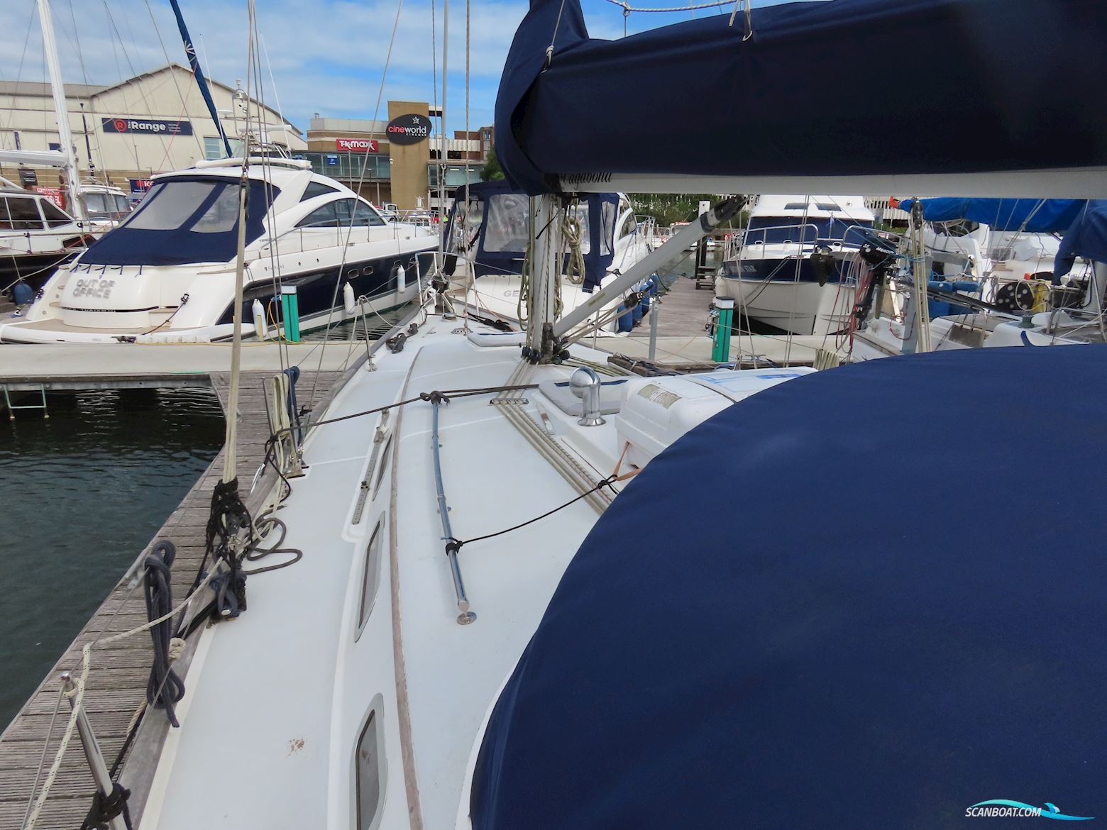 Van de Stadt Helena 38
