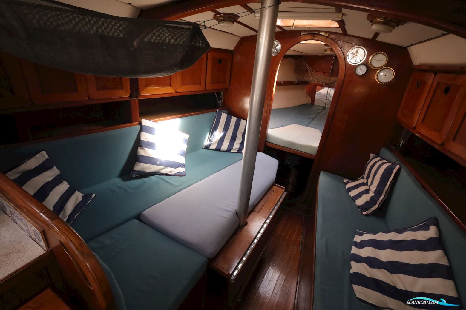 Van De Stadt Model Maya 33