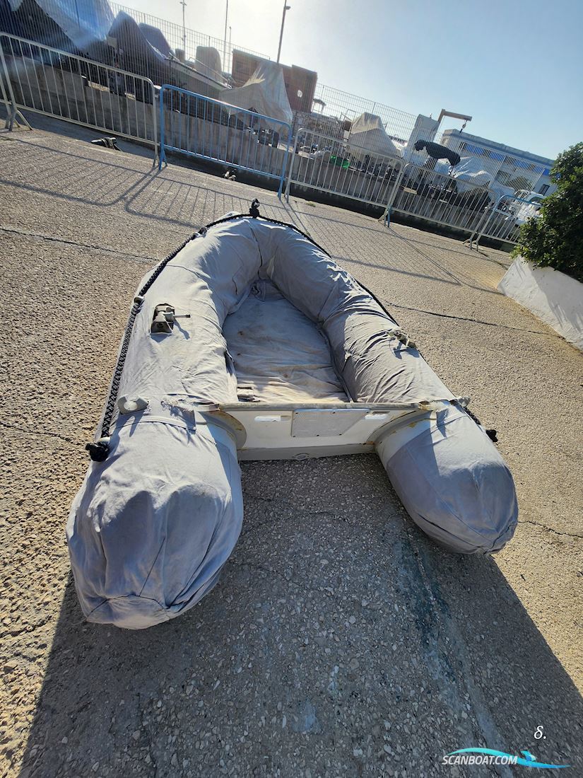 Van De Stadt Model Maya 33