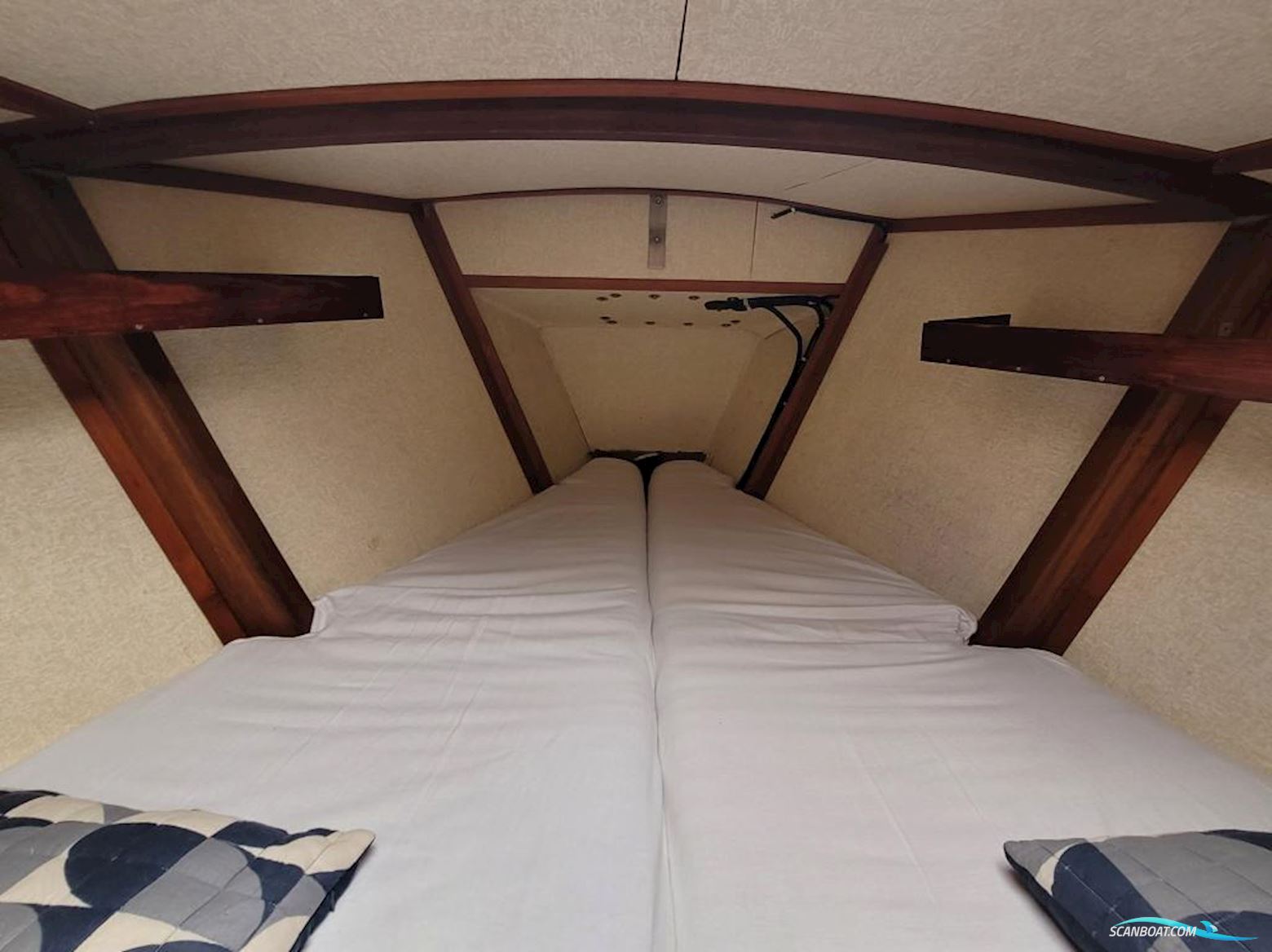 Van de Stadt Norman 40