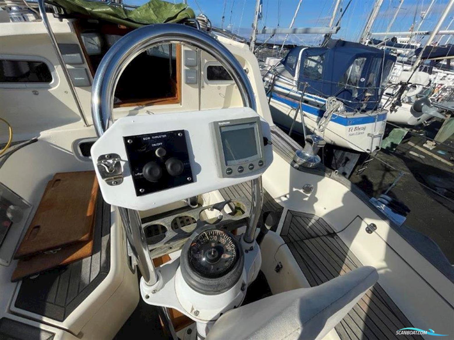 Vancouver 38 Pilot House