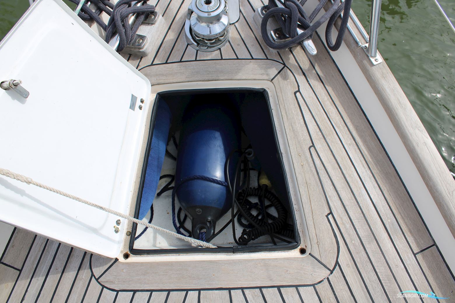 Victoire 1270 Decksaloon