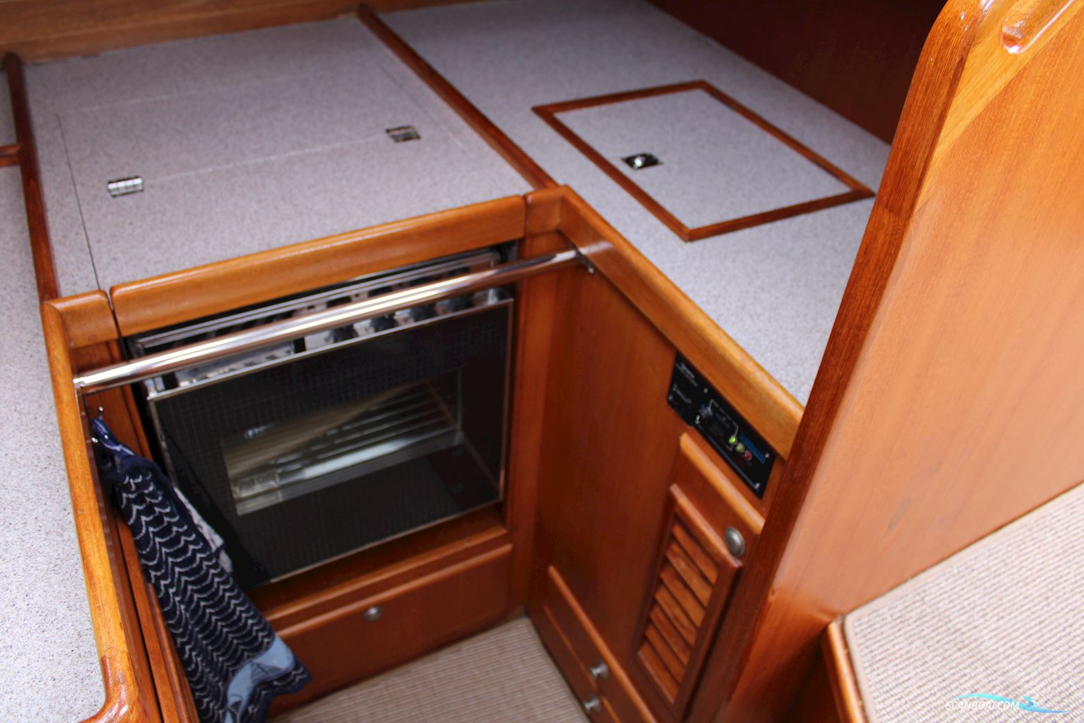 Victoire 1270 Decksaloon