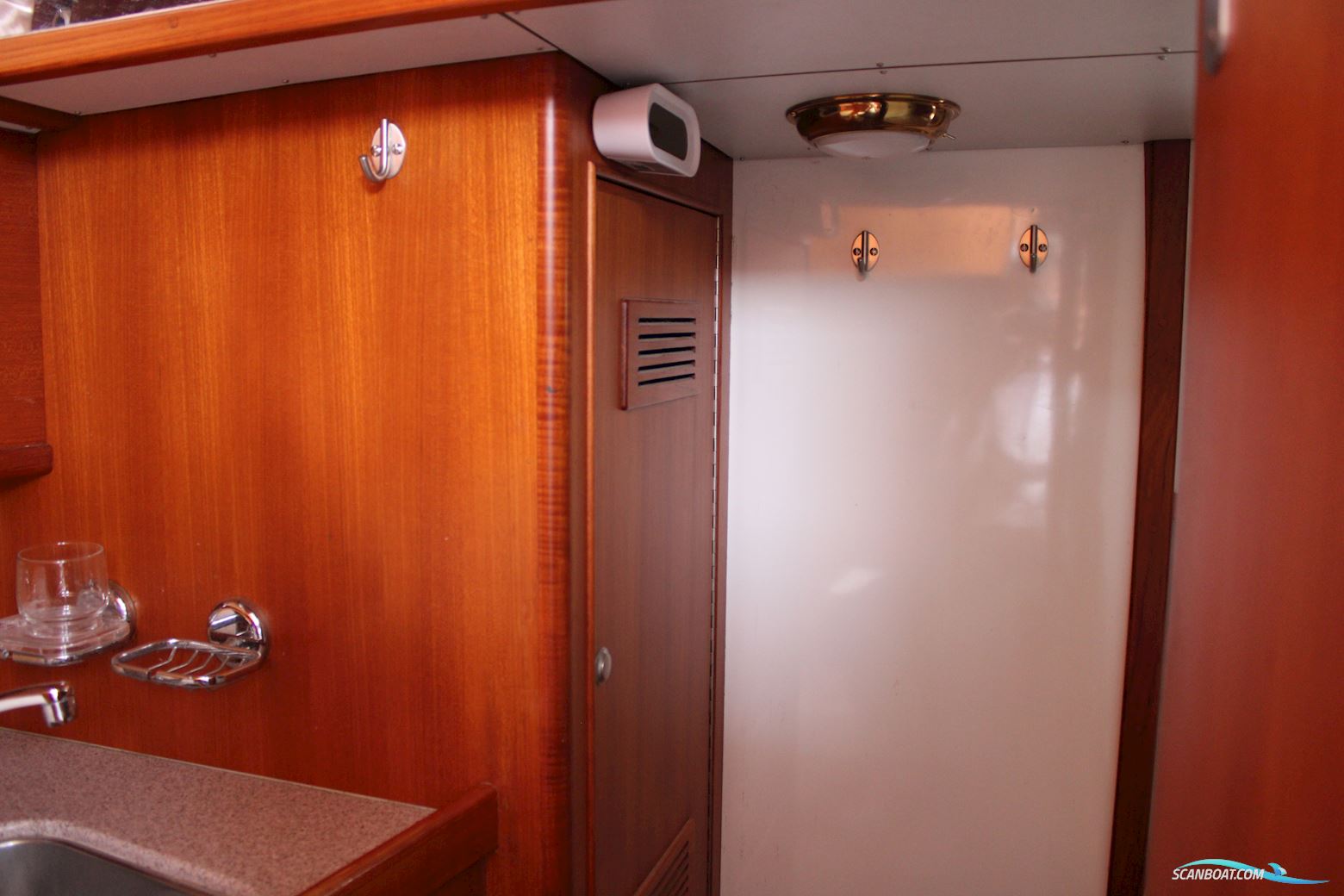 Victoire 1270 Decksaloon