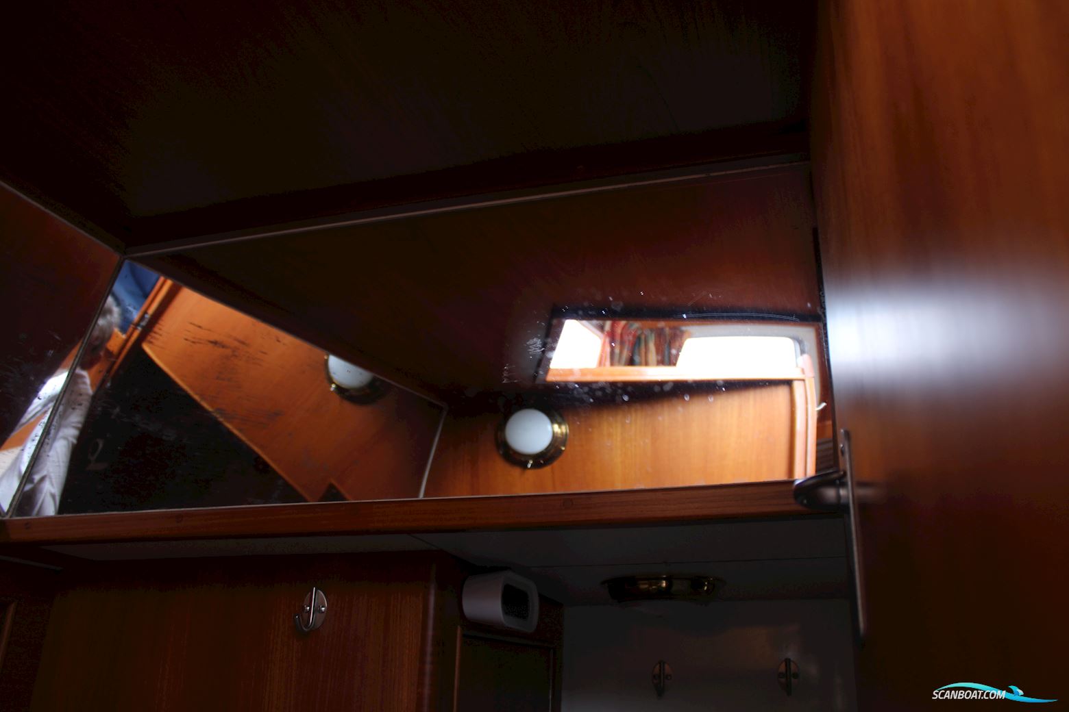 Victoire 1270 Decksaloon