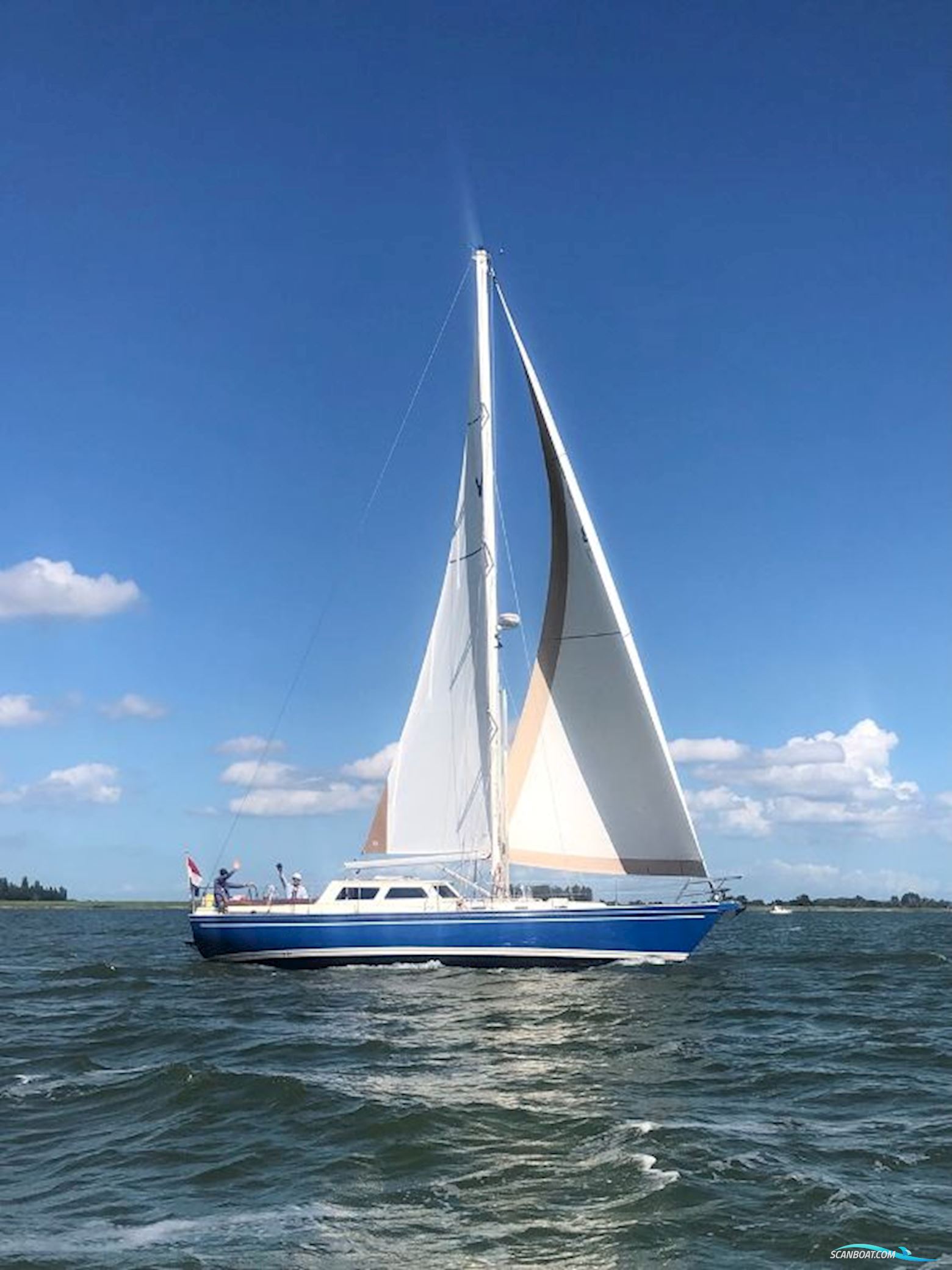 Victoire 1270 Decksaloon