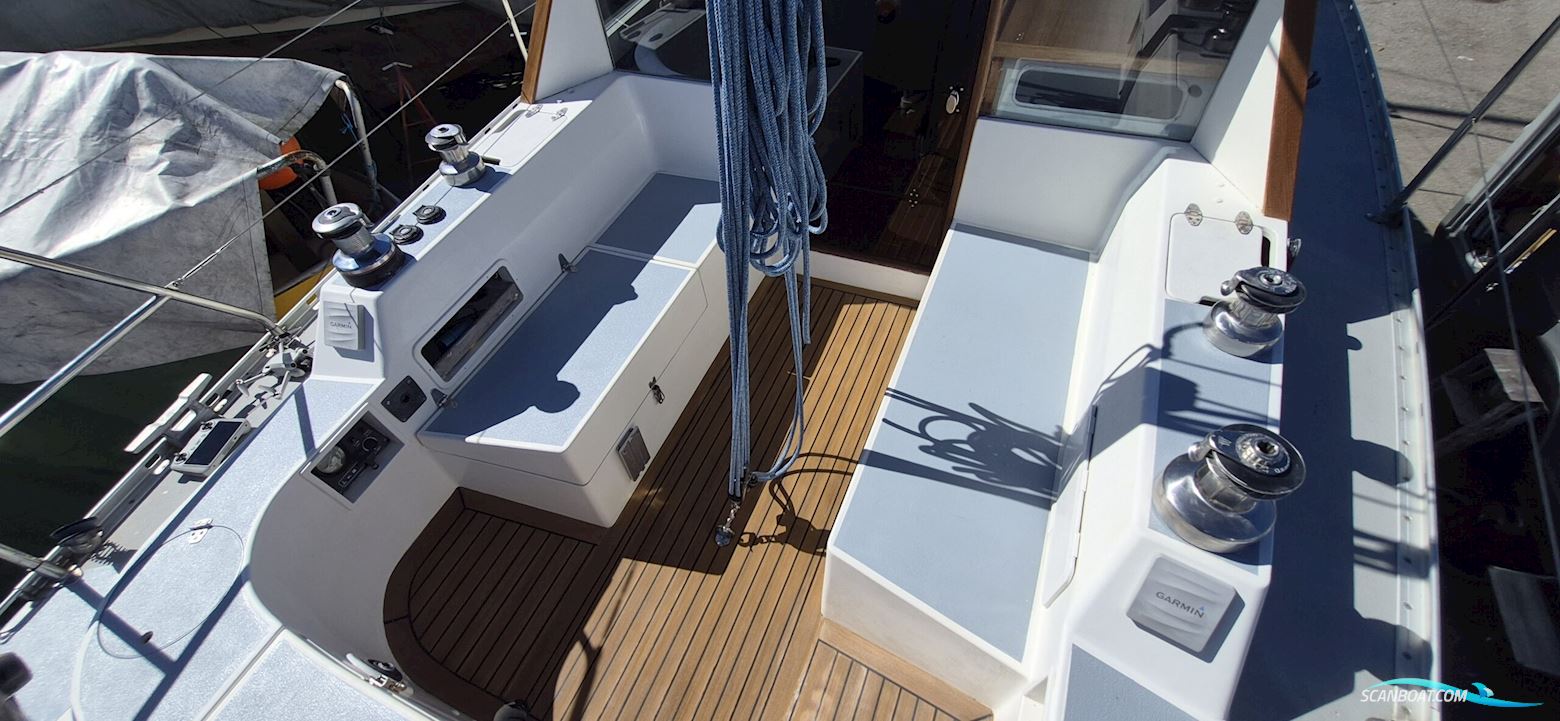 Vitesse 35 Vision Dæksalon. Gennemgribende Opdateret.