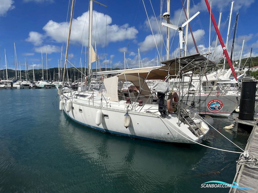 Voyage 12.50 Sailingboat 1989, with Perkins Prumz M50 engine, Martinique