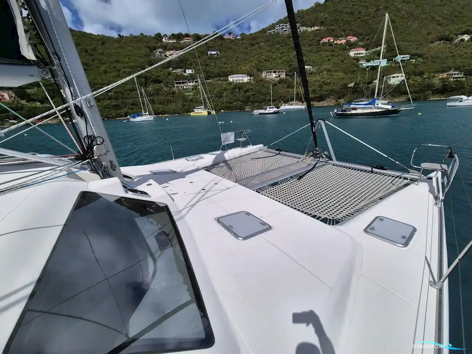 Voyage Yachts 480e