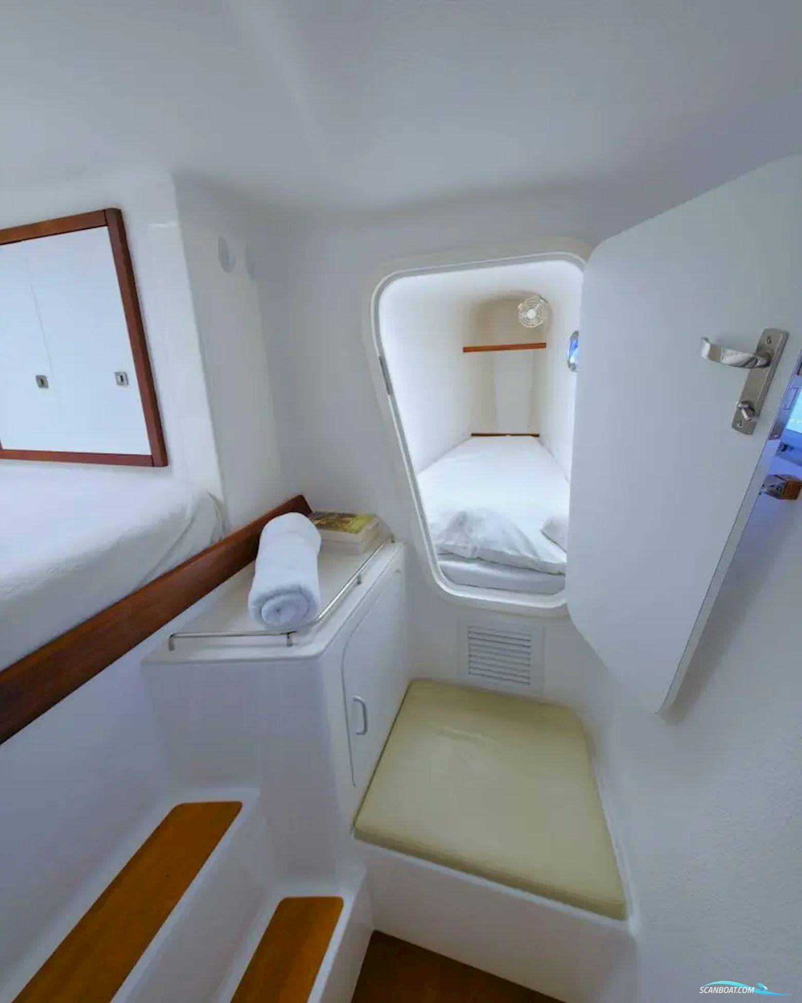 Voyage Yachts 480e