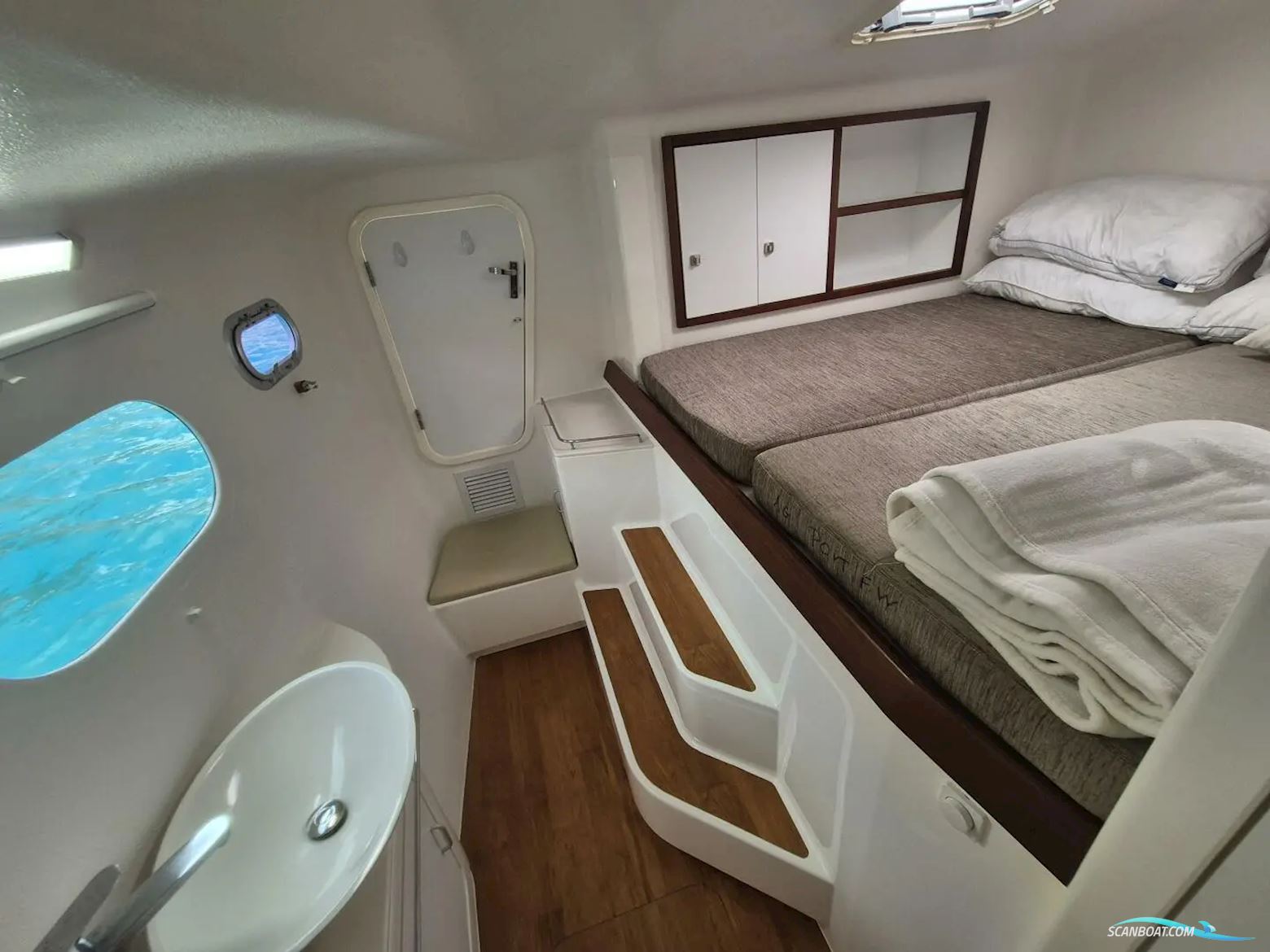 Voyage Yachts 480e