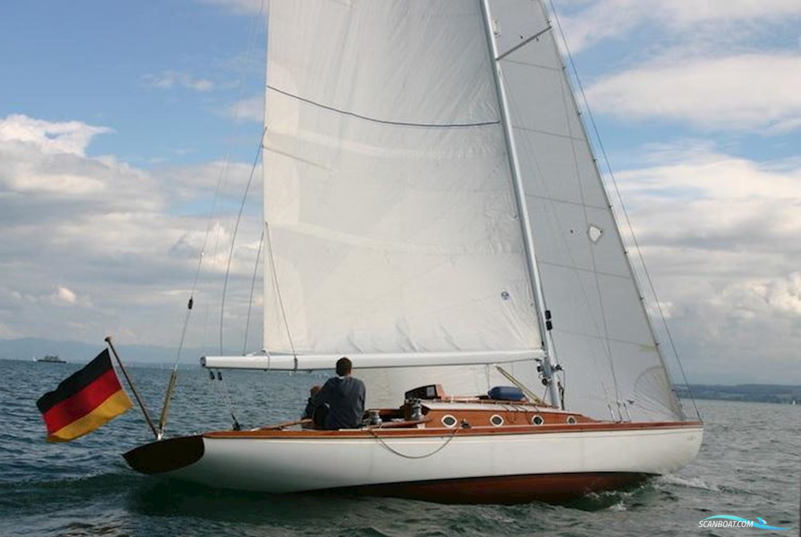 W. v. Hacht Nationaler Kreuzer Sailingboat 1922, with Nanni engine, Germany