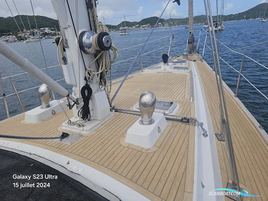 Wauquiez 60 Pilot Saloon