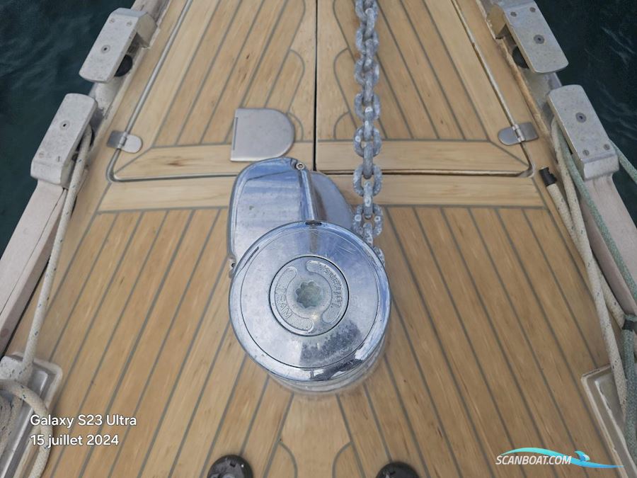 Wauquiez 60 Pilot Saloon