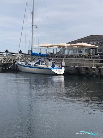 Wauquiez Centurion 38 Sailingboat 1987, with Volvo-Penta D2-40 engine, Germany