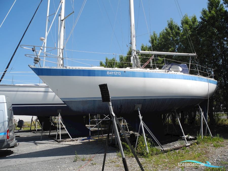 Wauquiez Gladiateur 33 Sailingboat 1983, with Volvo Penta MD11 engine, Belgium