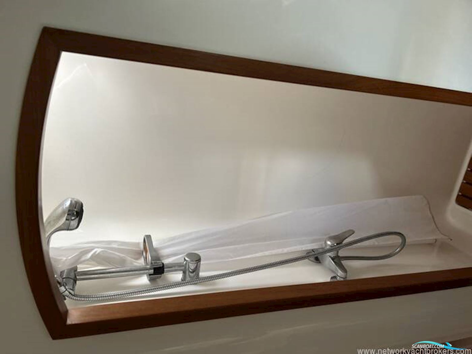 Wauquiez Pilot Saloon 40