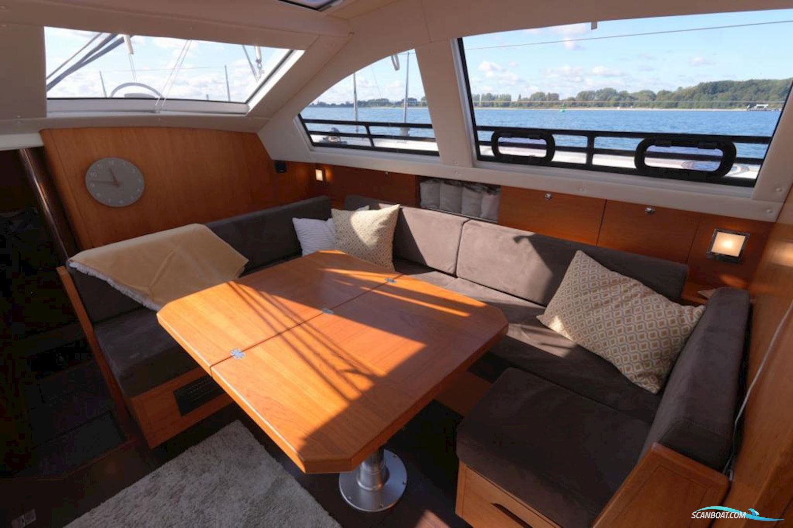 Wauquiez Pilot Saloon 47