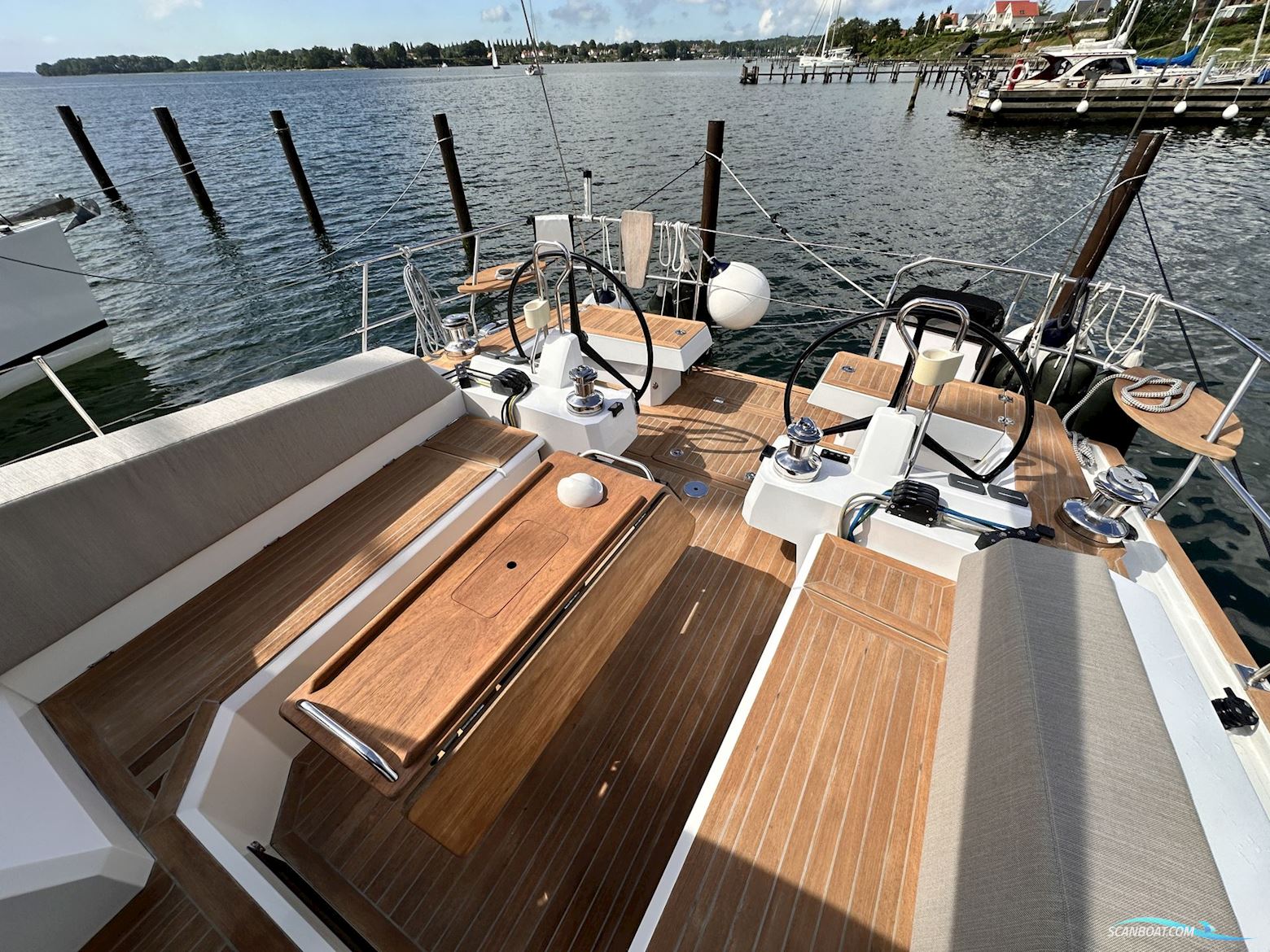 Wauquiez Pilot Saloon 48