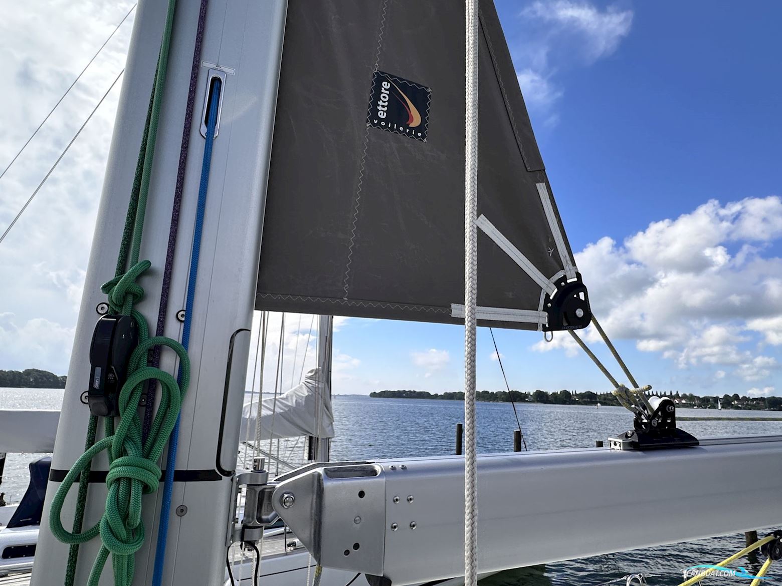 Wauquiez Pilot Saloon 48