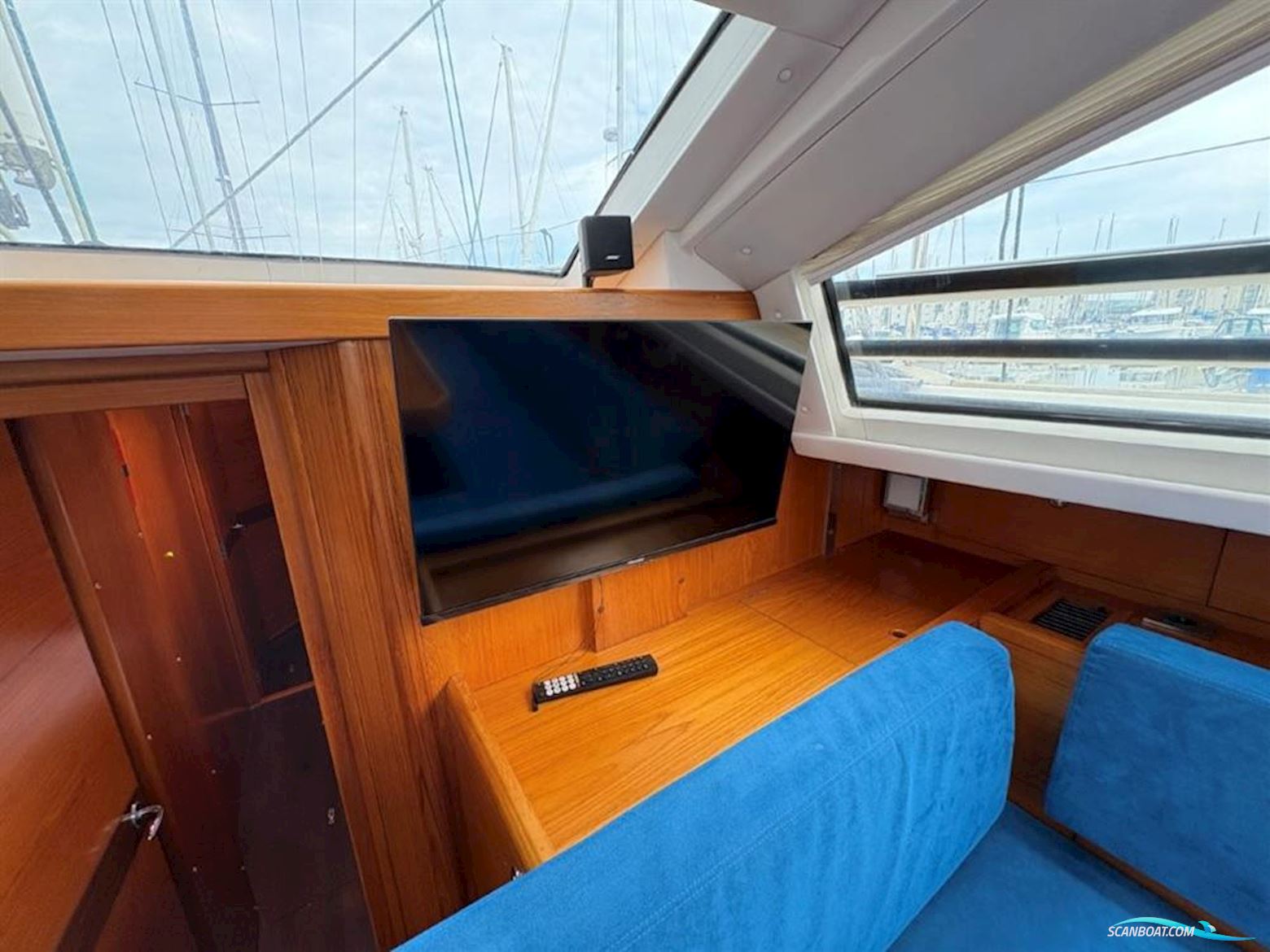 Wauquiez Pilot Saloon 55