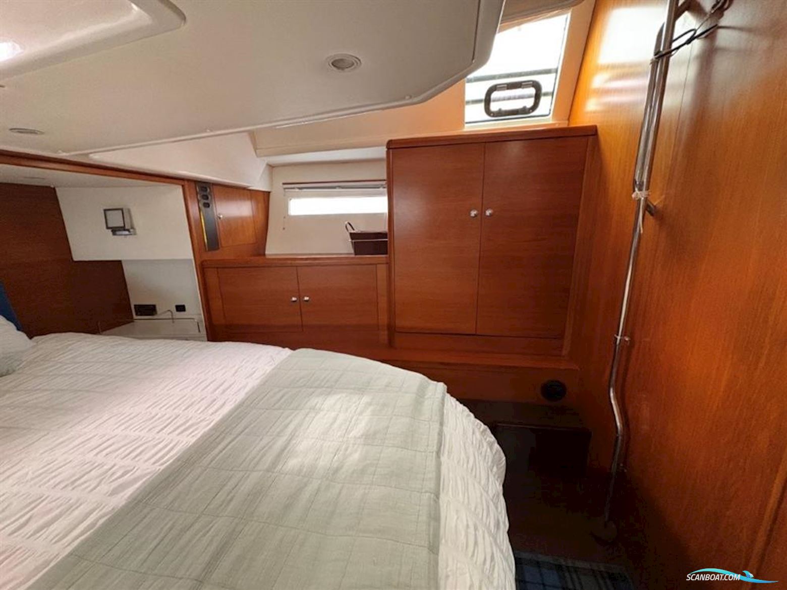 Wauquiez Pilot Saloon 55