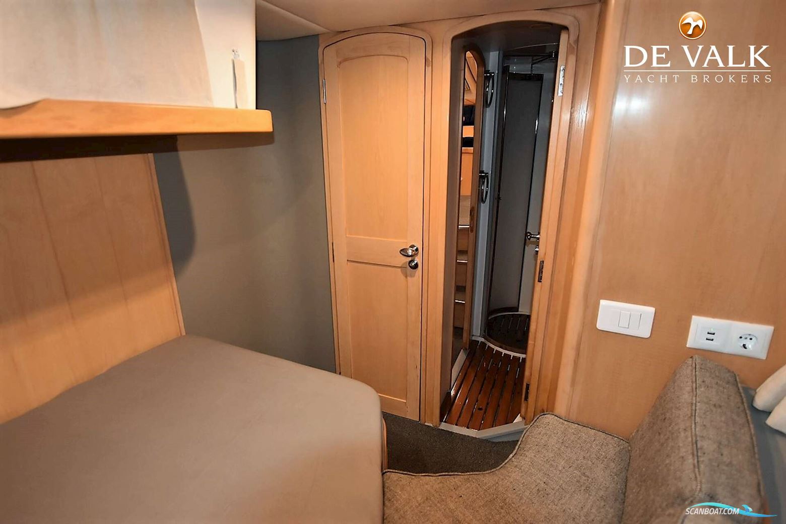 Wauquiez Pilot Saloon 60