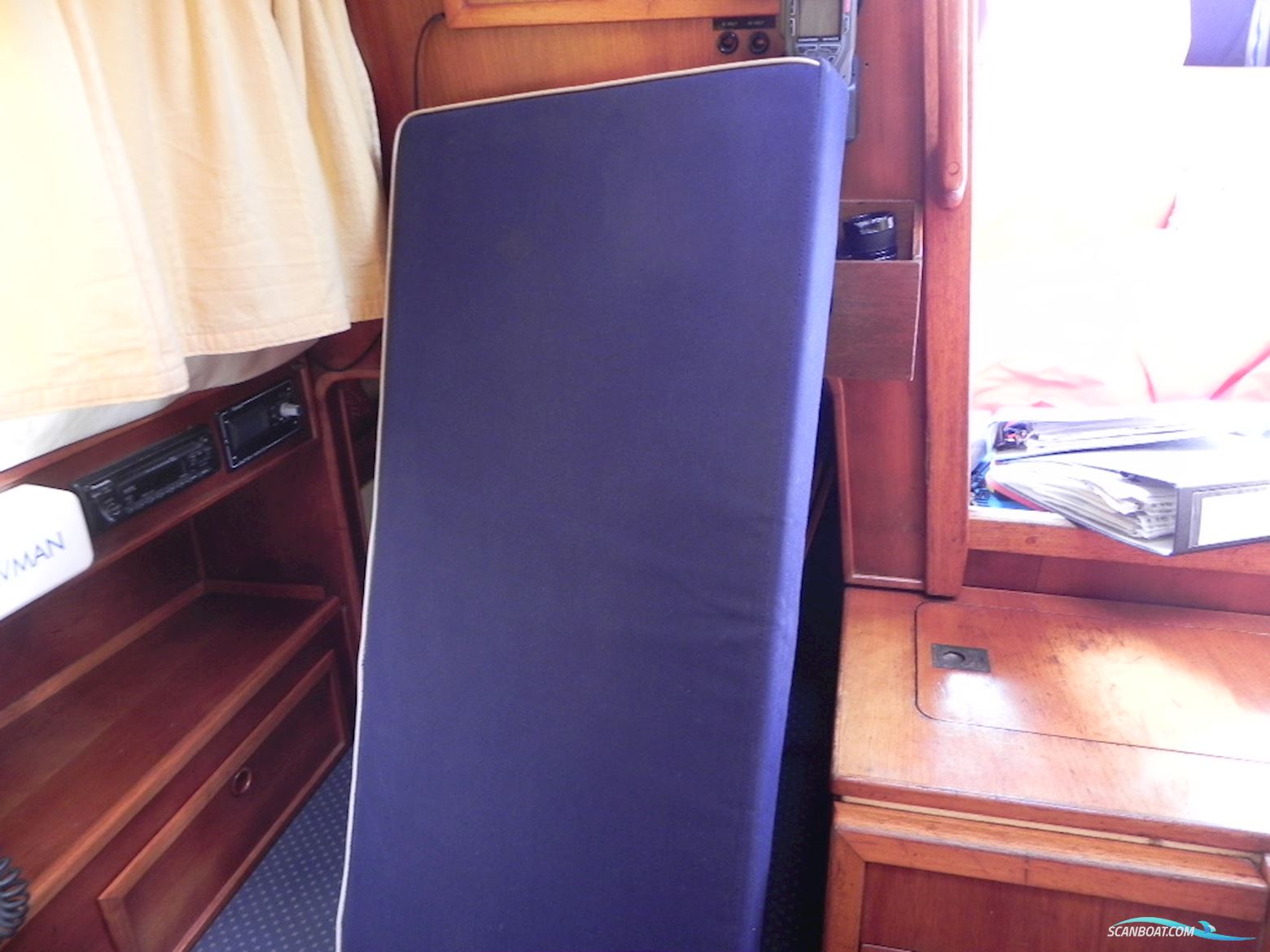 Westerly Longbow